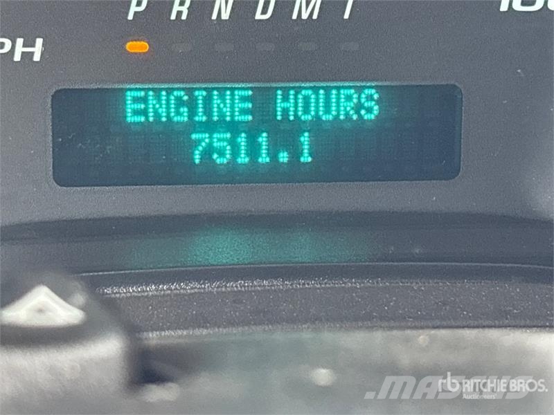 Chevrolet Express 2500 Cargo Van (Inoperable) Pakettiautot