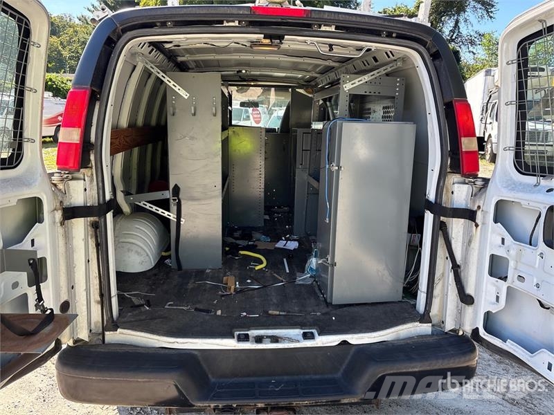 Chevrolet Express 2500 Cargo Van Gesloten bedrijfswagens