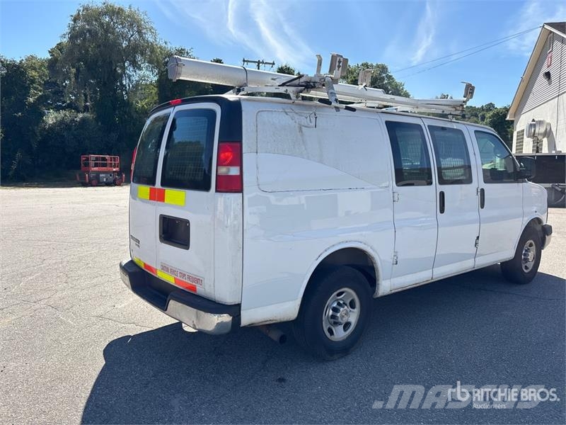Chevrolet Express 2500 Cargo Van Gesloten bedrijfswagens