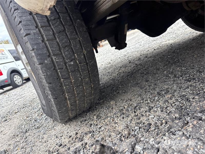 Chevrolet Express 2500 Cargo Van (Inoperable) Pakettiautot
