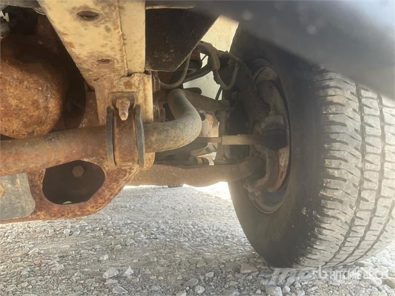 Chevrolet Express 2500 Cargo Van 패널 화물차