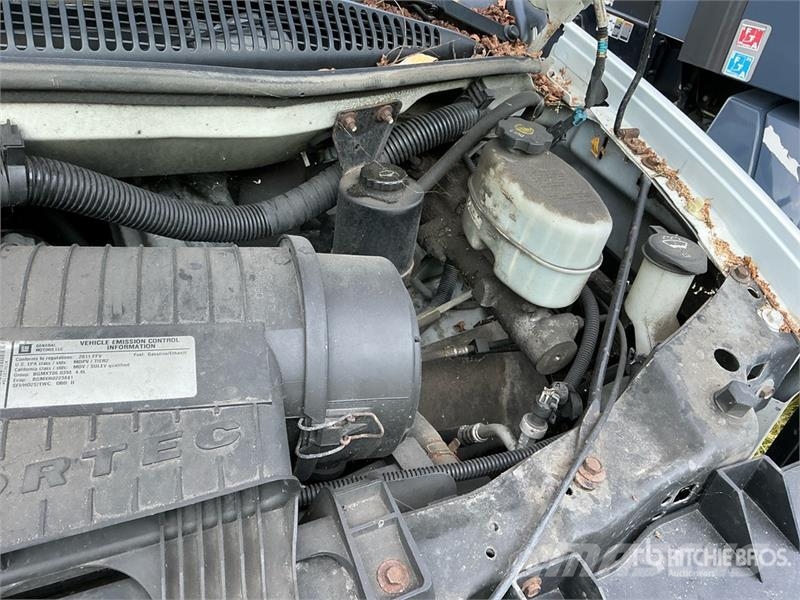 Chevrolet Express 2500 Cargo Van (Inoperable) Pakettiautot