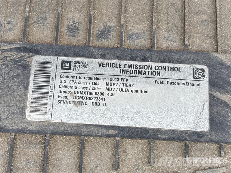 Chevrolet Express 2500 Cargo Van (Inoperable) Pakettiautot