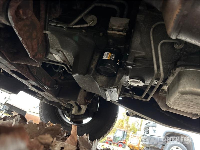 Chevrolet Express 2500 Cargo Van (Inoperable) Pakettiautot