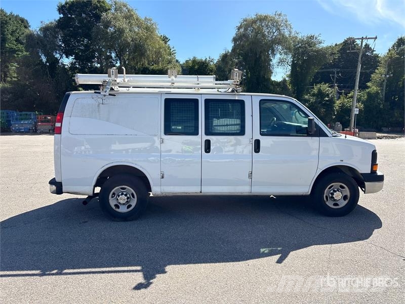 Chevrolet Express 2500 Cargo Van Gesloten bedrijfswagens