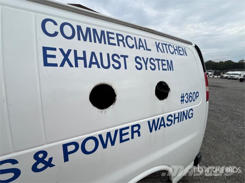 Chevrolet Express 2500 Cargo Van Dostavna vozila / kombiji