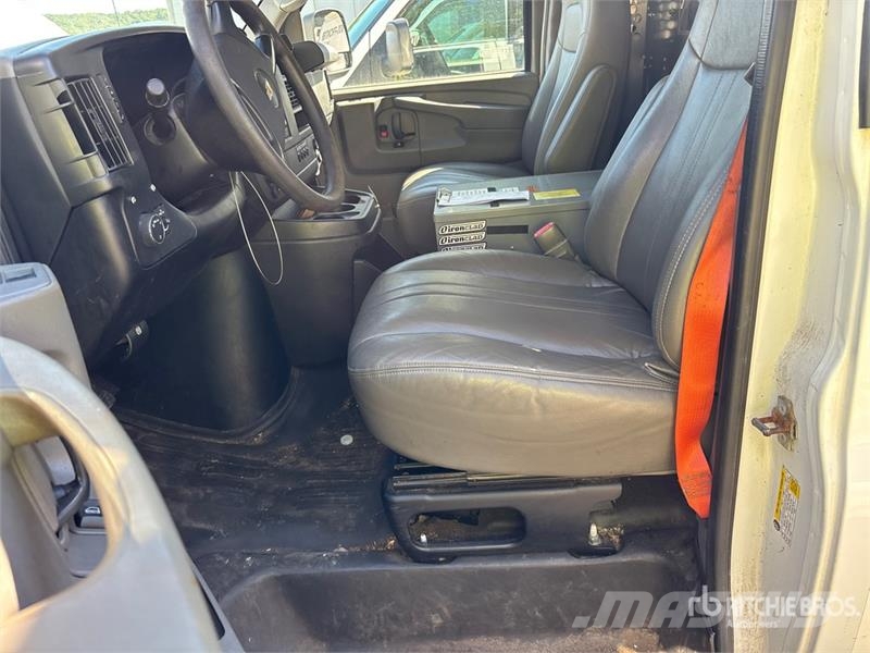 Chevrolet Express 2500 Cargo Van Gesloten bedrijfswagens