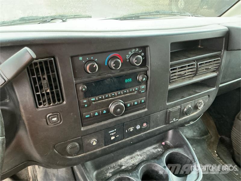 Chevrolet Express 3500 Panel vanlar