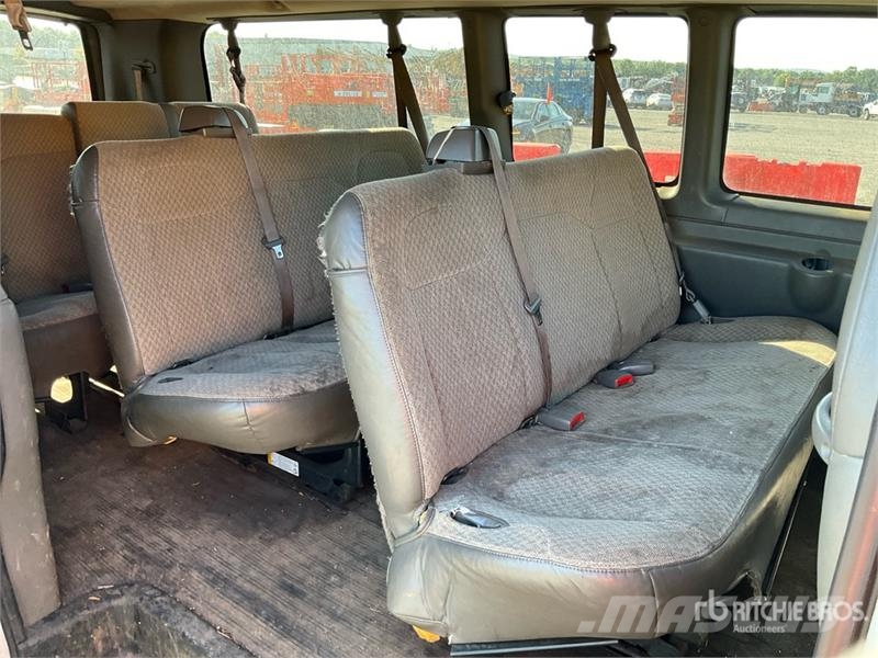 Chevrolet Express 3500 Passenger Van Gesloten bedrijfswagens