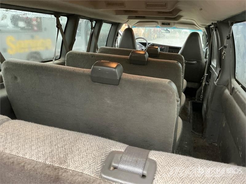 Chevrolet Express 3500 Panel vanlar