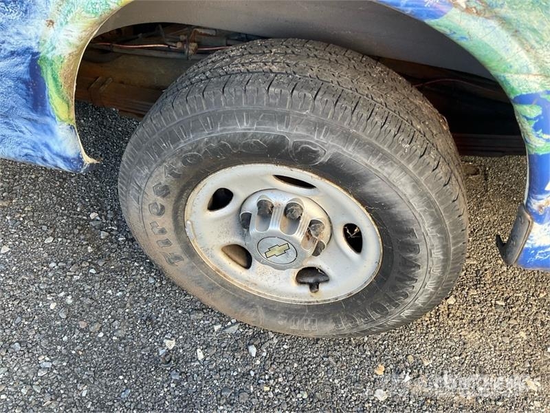 Chevrolet Express 3500 패널 화물차