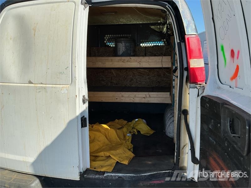Chevrolet Express 3500 Gesloten bedrijfswagens