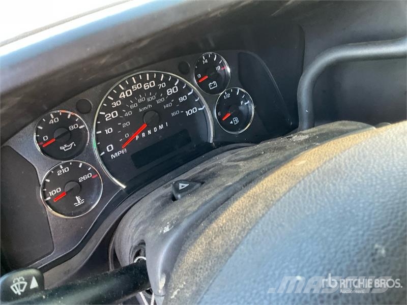 Chevrolet Express 3500 패널 화물차