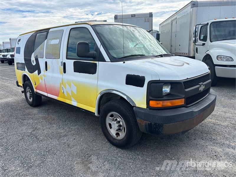 Chevrolet Express G2500 Gesloten bedrijfswagens
