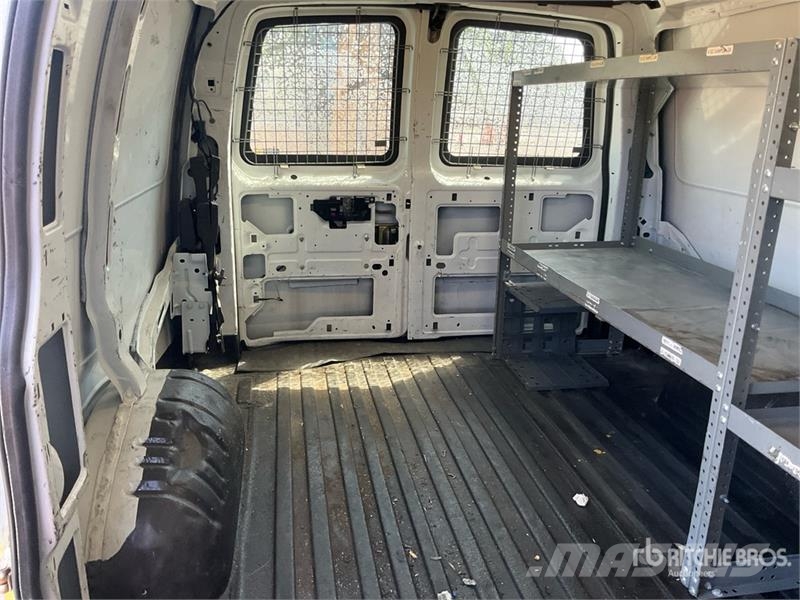Chevrolet Express G2500 Gesloten bedrijfswagens