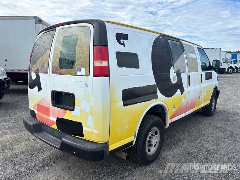 Chevrolet Express G2500 Gesloten bedrijfswagens