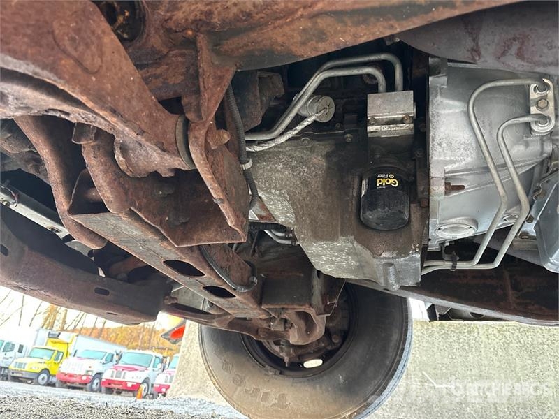 Chevrolet Express G3500 4x2 Utility Truck Caja abierta/laterales abatibles
