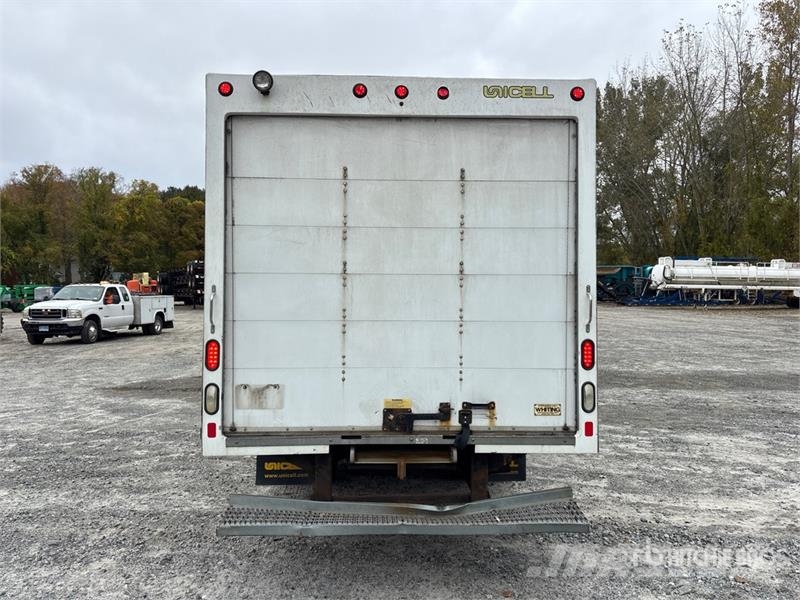 Chevrolet Express G3500 Dobozos teherautók