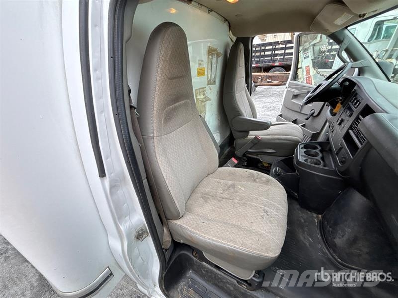 Chevrolet Express G3500 Sanduk kamioni