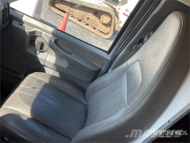 Chevrolet Express G3500 Sanduk kamioni