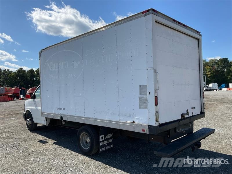 Chevrolet Express G3500 Sanduk kamioni