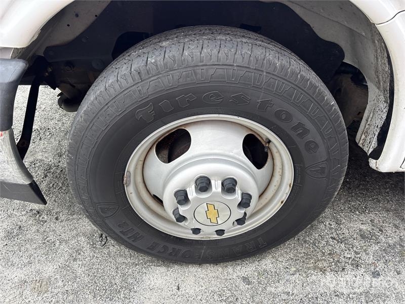 Chevrolet Express G3500 Sanduk kamioni