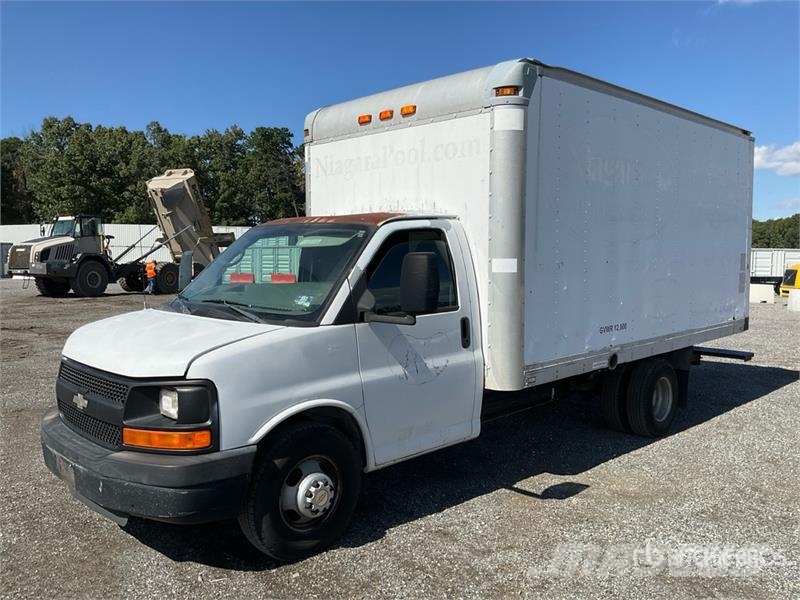 Chevrolet Express G3500 Sanduk kamioni