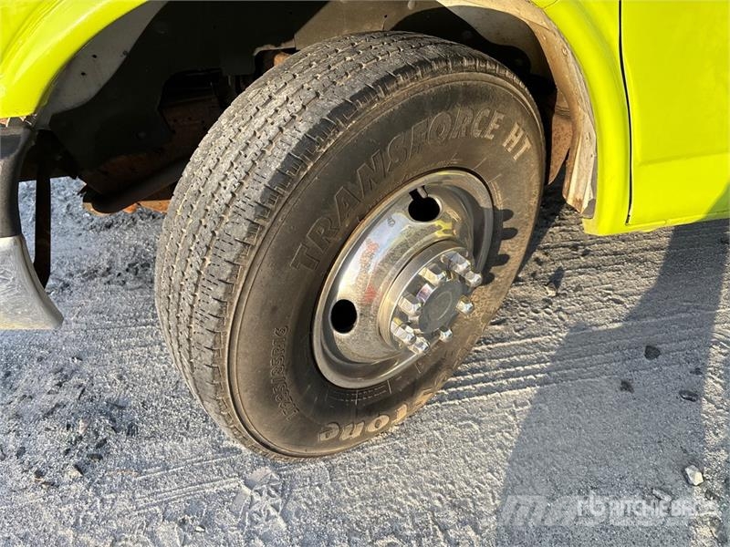 Chevrolet Express G3500 4x2 Utility Truck Caja abierta/laterales abatibles