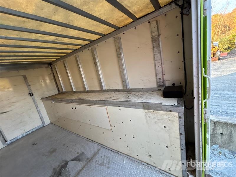 Chevrolet Express G3500 4x2 Utility Truck Caja abierta/laterales abatibles