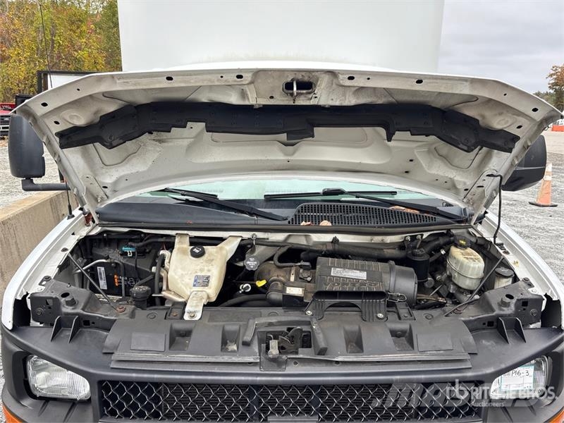 Chevrolet Express G3500 Sanduk kamioni