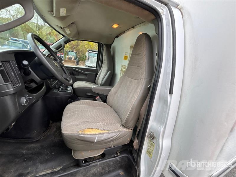 Chevrolet Express G3500 Sanduk kamioni