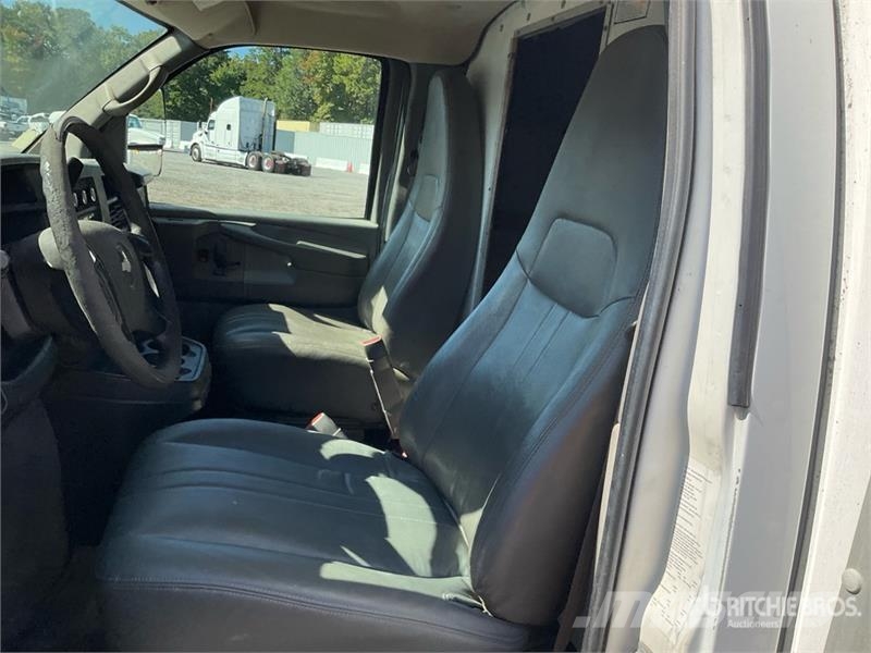 Chevrolet Express G3500 Sanduk kamioni