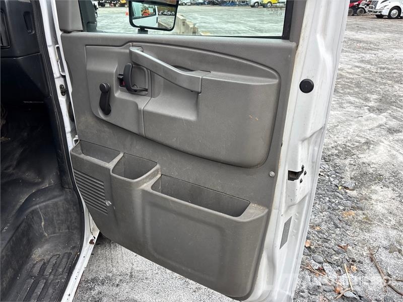 Chevrolet Express G3500 Sanduk kamioni
