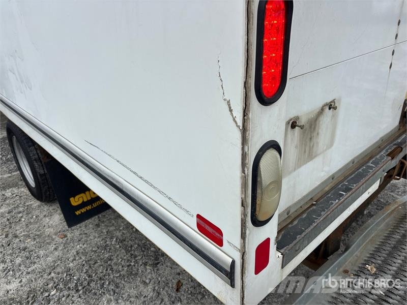 Chevrolet Express G3500 Sanduk kamioni