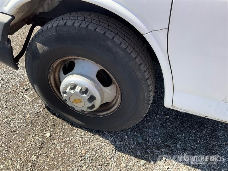 Chevrolet Express G3500 Sanduk kamioni
