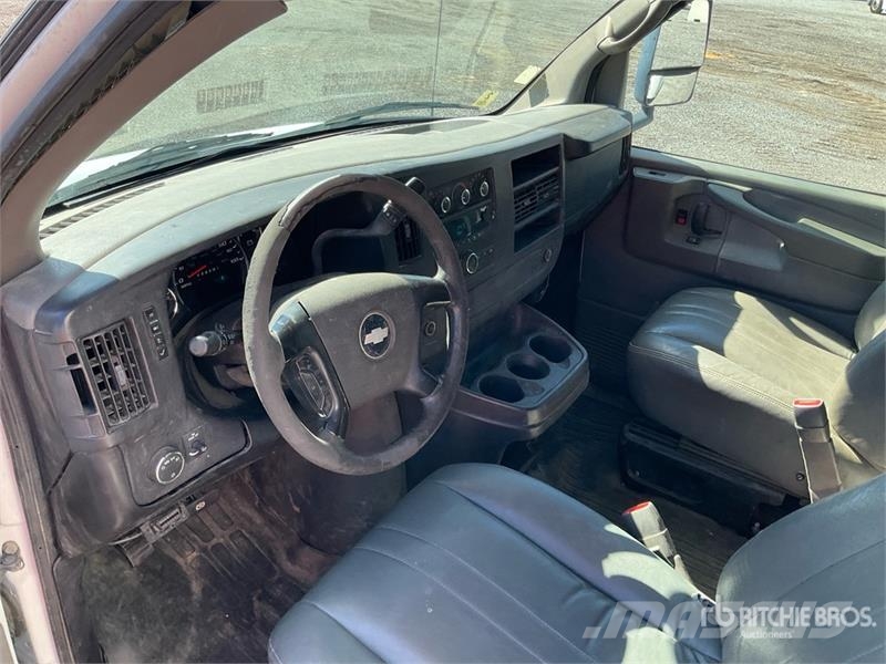 Chevrolet Express G3500 Sanduk kamioni
