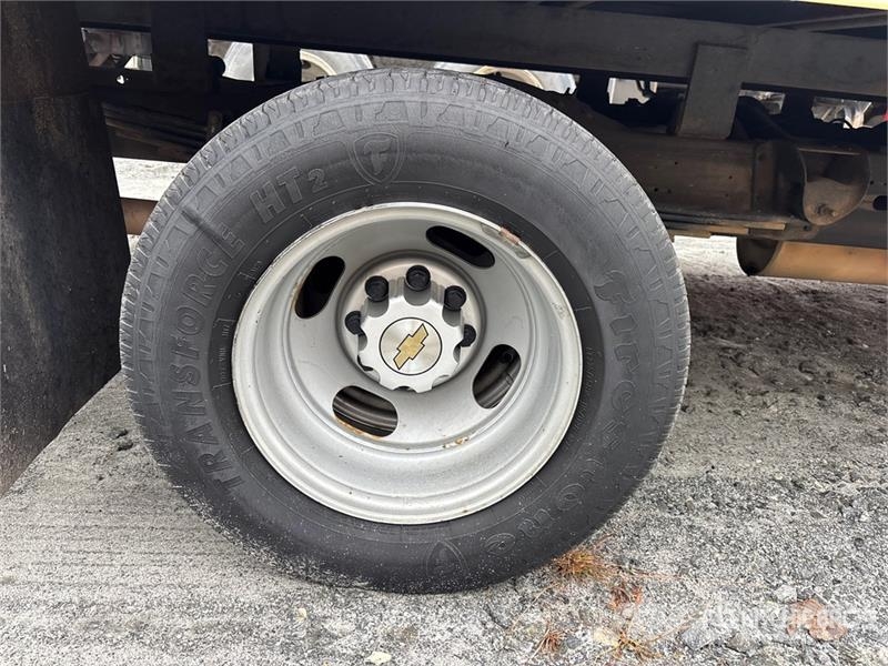 Chevrolet Express G3500 Sanduk kamioni