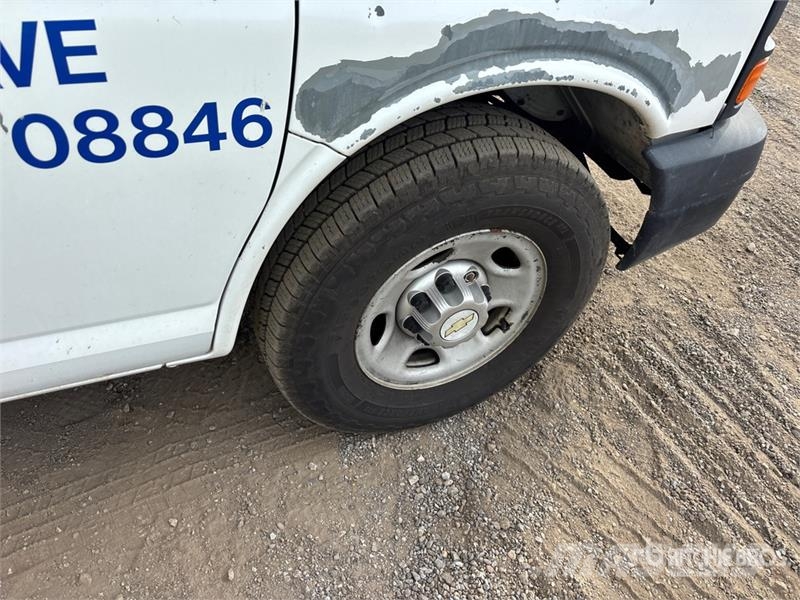 Chevrolet G2500 大型面包车