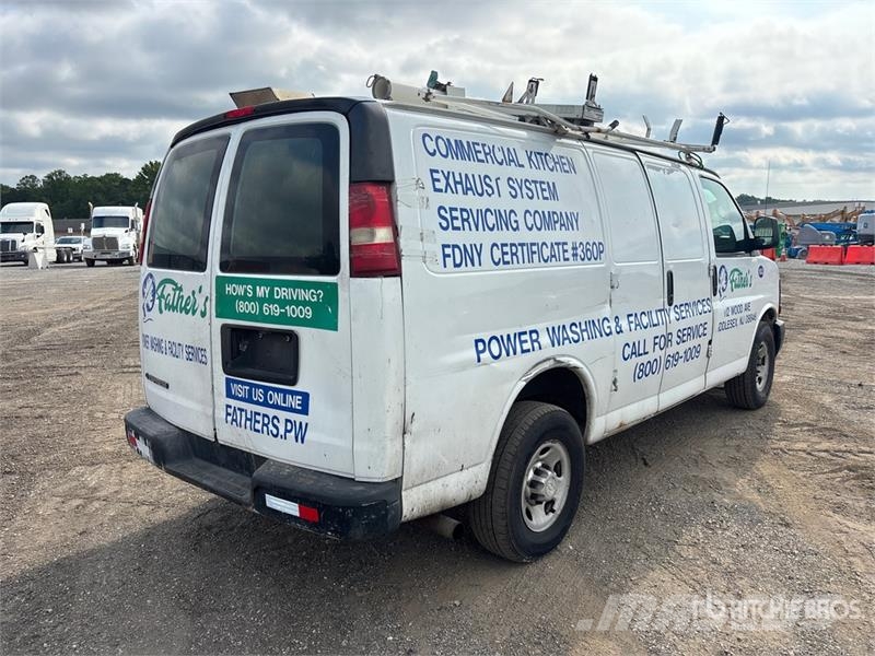 Chevrolet G2500 大型面包车