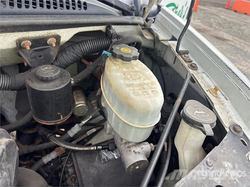 Chevrolet G2500 大型面包车