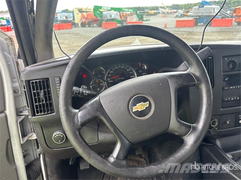 Chevrolet G2500 大型面包车