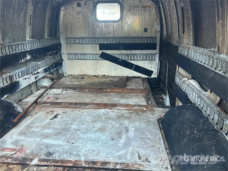 Chevrolet G2500 大型面包车