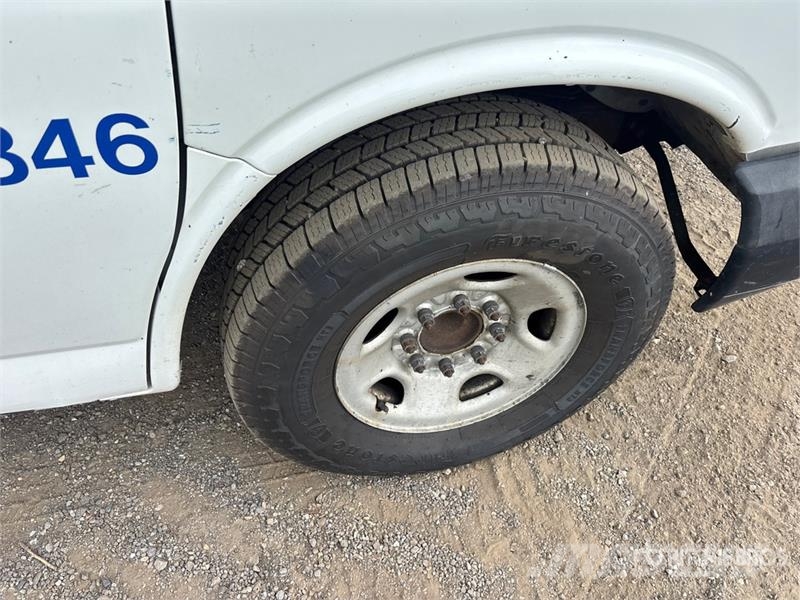 Chevrolet G2500 大型面包车