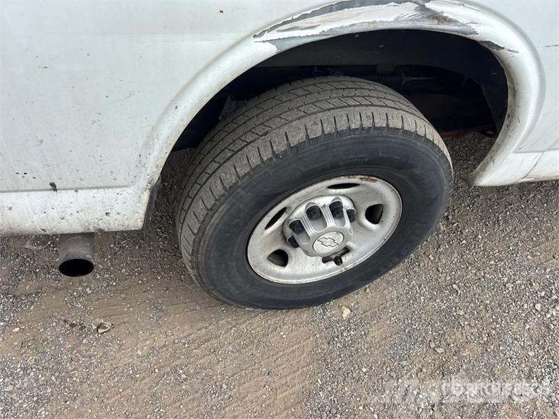 Chevrolet G2500 大型面包车