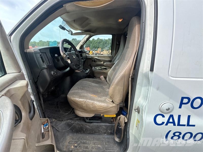Chevrolet G2500 大型面包车
