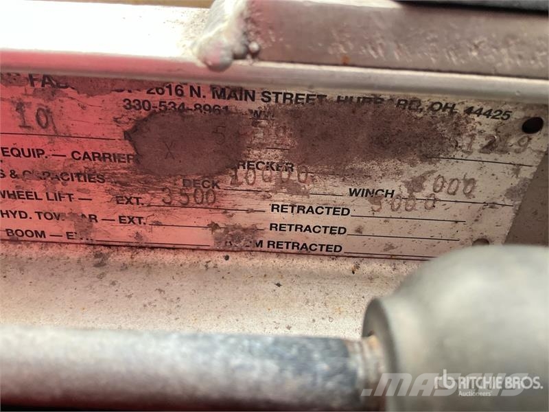 Chevrolet GM515 4x2 Rollback Truck (Inoperable) Hinausautot