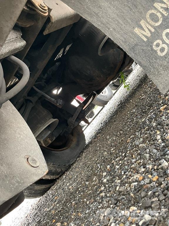 Chevrolet GM515 4x2 Rollback Truck (Inoperable) Hinausautot