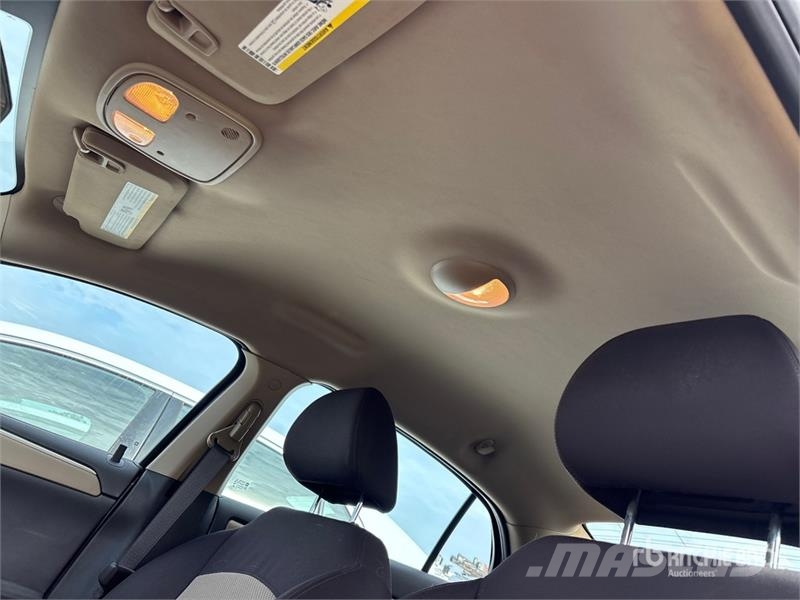 Chevrolet Malibu Automašīnas