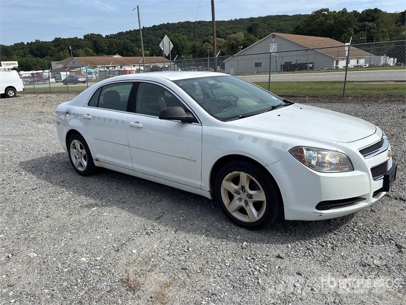 Chevrolet Malibu Automašīnas