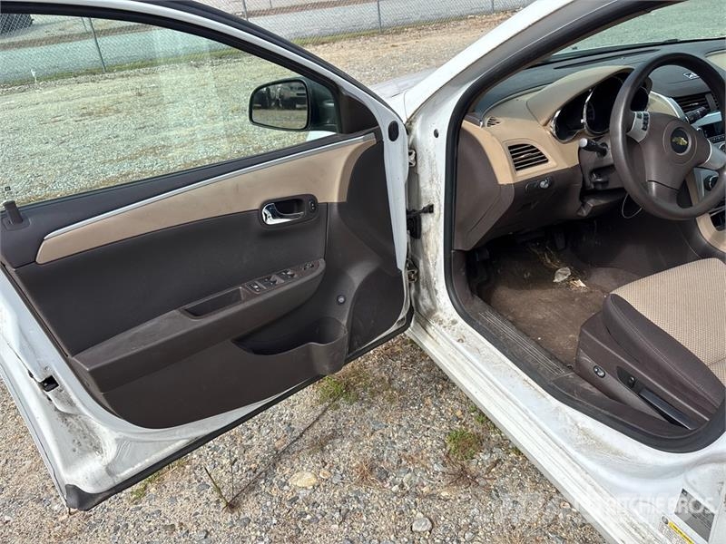 Chevrolet Malibu Automašīnas